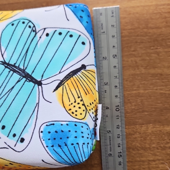 Clinique Vera Neumann Cosmetics Bag - Picture 8 of 9